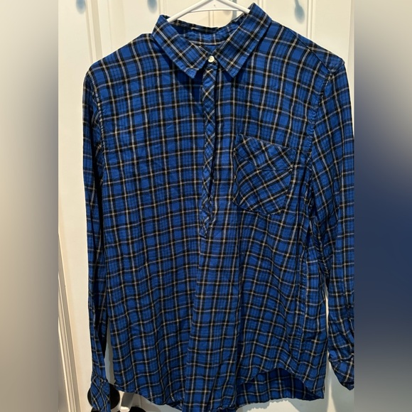 Gap women’s size medium plaid shirt - Picture 1 of 5